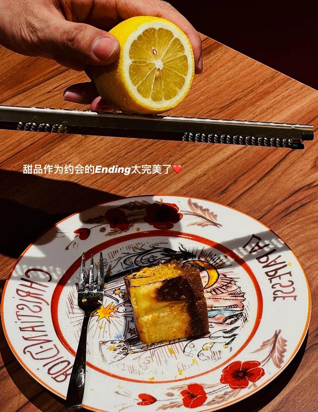 会一直去南村万博
南村万博新开的特色餐厅！
很适合私藏约会了🖤
灯光和装修都很