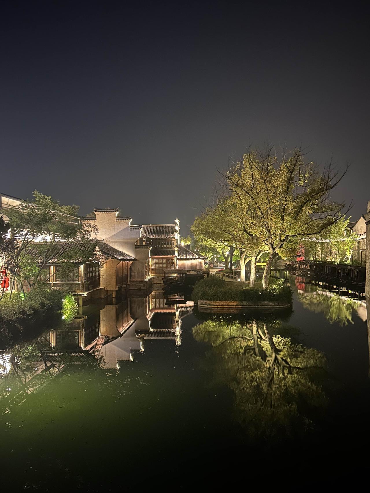 吃吃喝喝结束，明天要好好上班了！