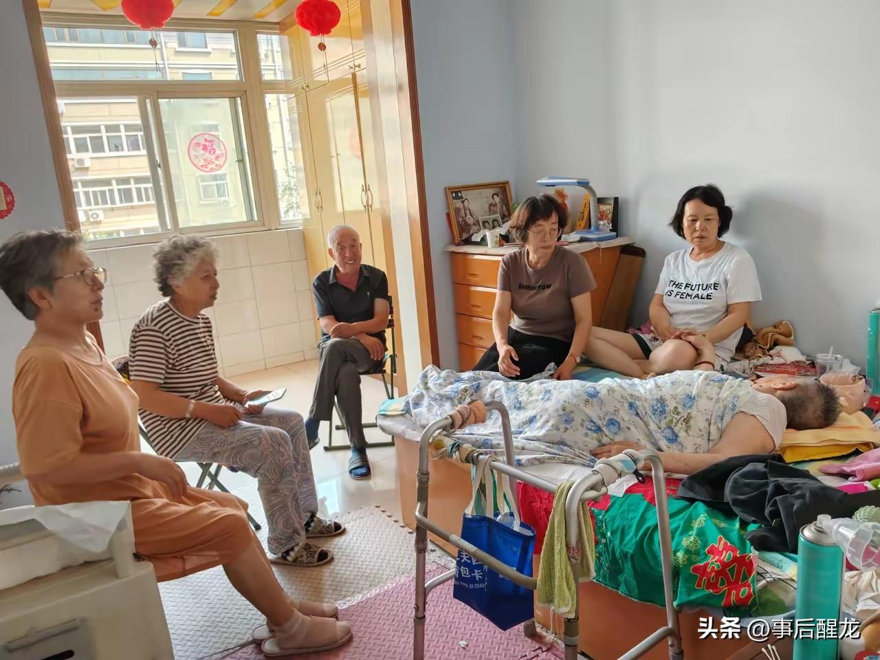 【退休养老】很多人到了五六十岁了，还总爱在朋友圈晒自己吃好的、穿好的、住好的、用