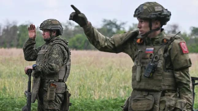 图文：目击者：俄军指挥官枪决拒绝服从命令的部下

在俄罗斯军队中，似乎存在着部分