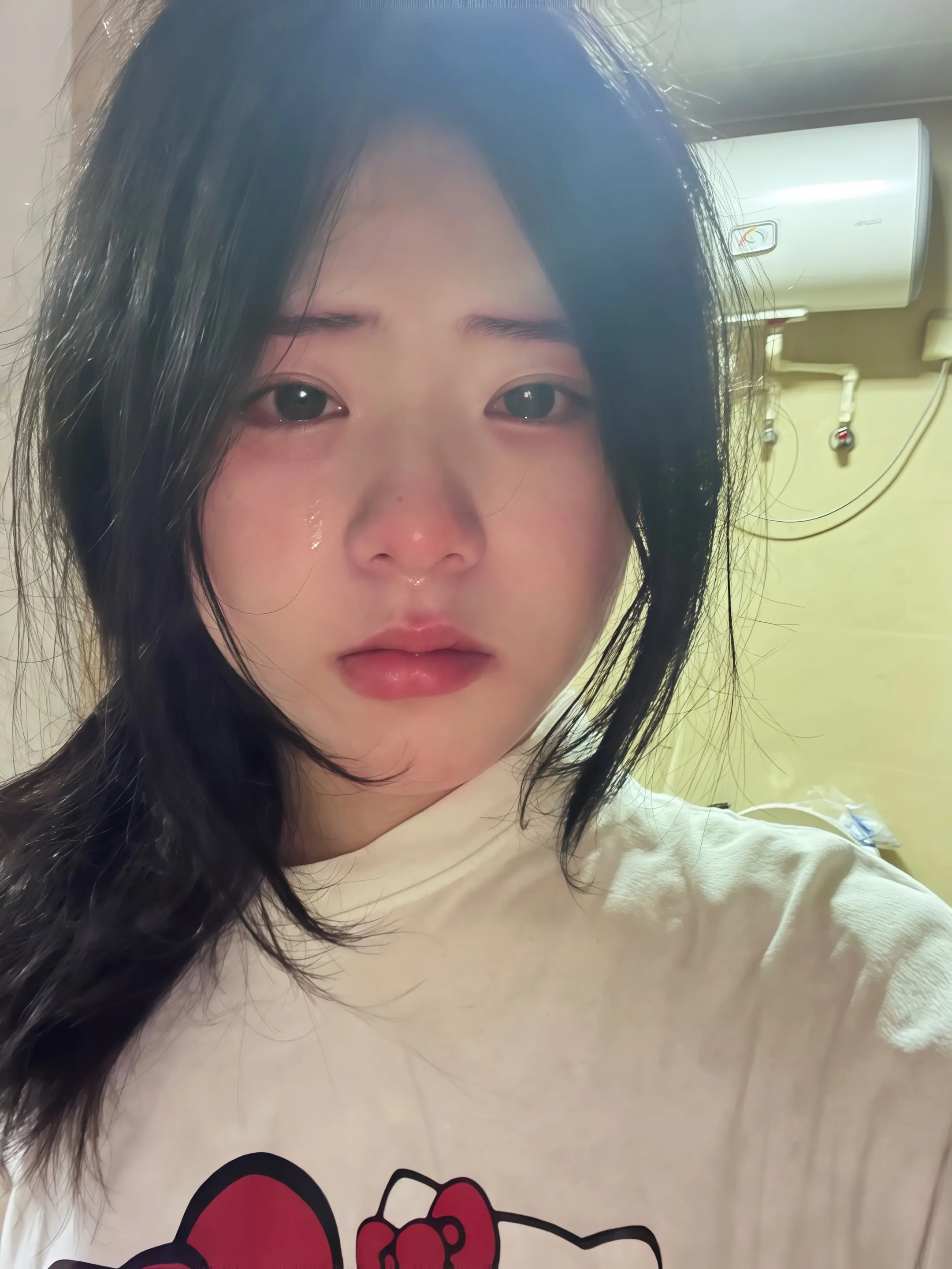 在每一个流泪的瞬间我都默默发一个誓