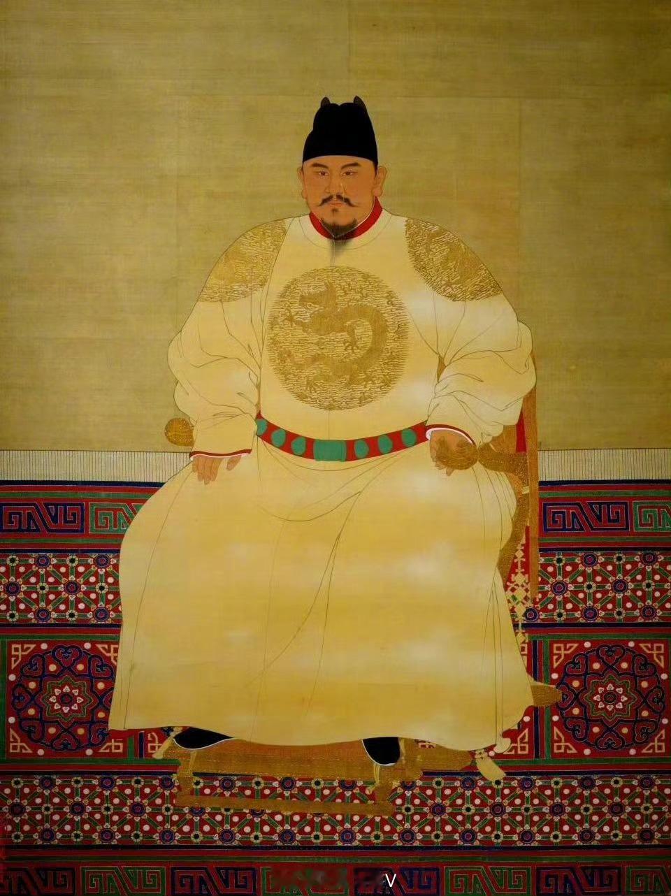 对了，说起朱元璋画像。朱元璋龙形虬髯的异像，有人说是最早是朱棣神话自己老爹的……