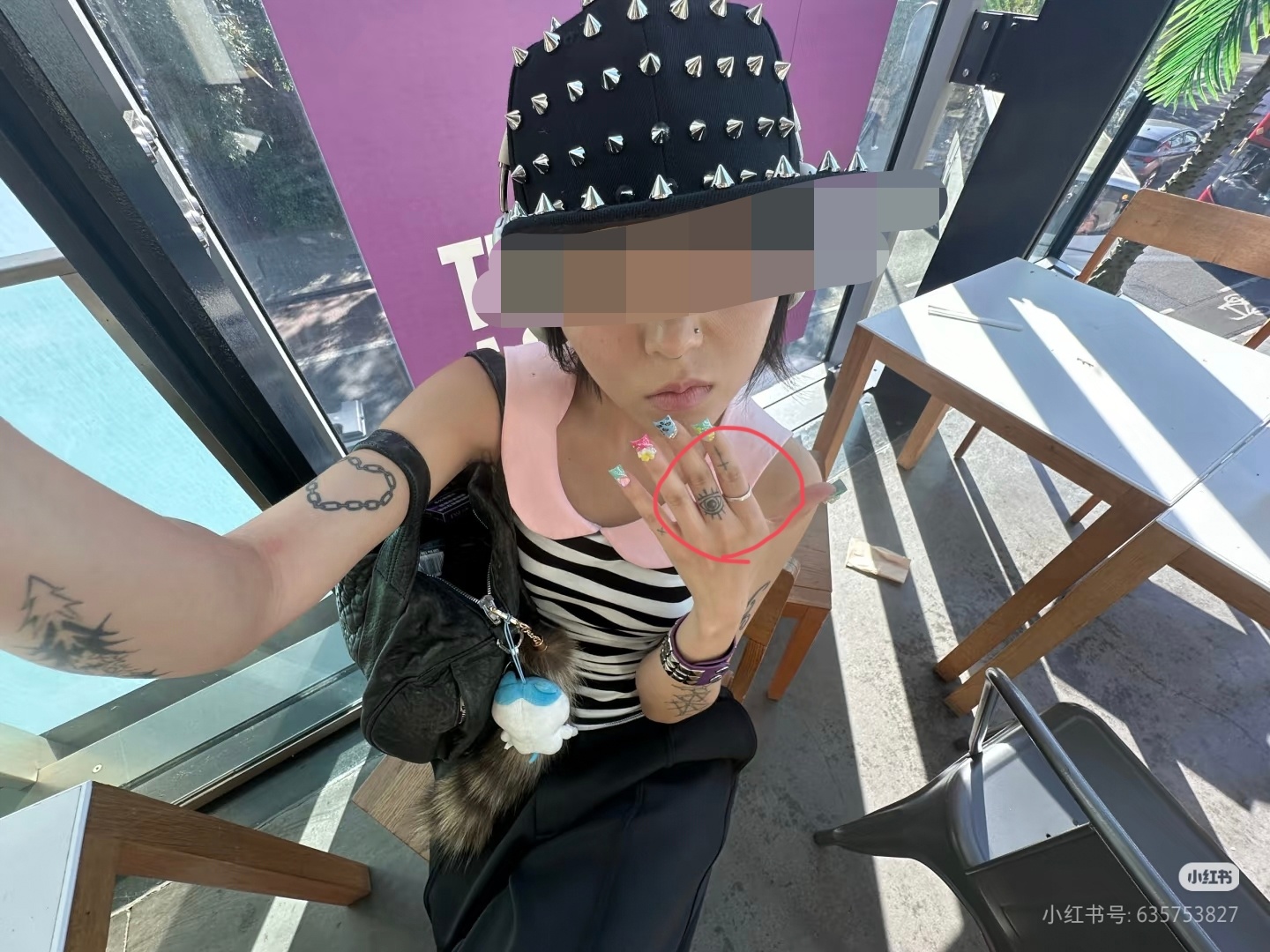 朱志鑫 她纹在手上，他贴在指甲上苏新皓 宝贝天使安琪