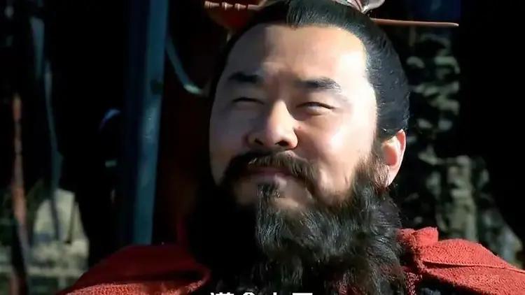 赵云长坂坡七进七出，真靠一人一枪？曹操为何迟迟不放箭，是惜才还是另有隐情？

建