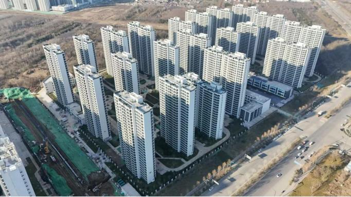 快讯！近日，西安高新区重点民生工程 ——隆汇城项目建安工程 C 标段顺利通过竣工