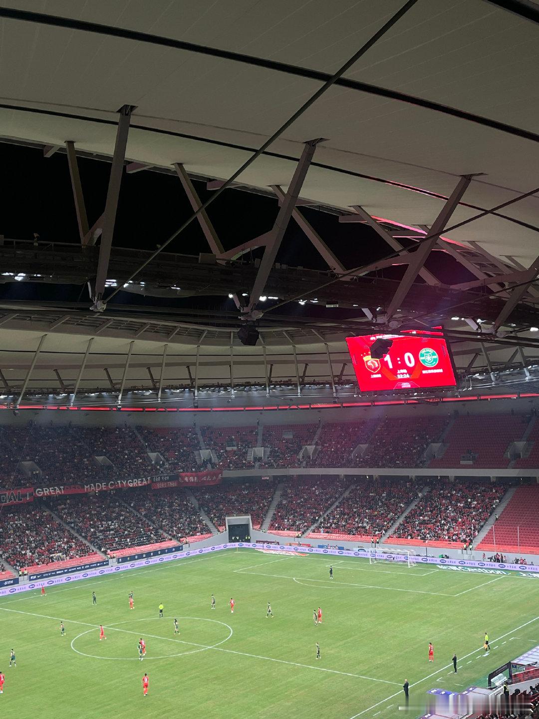 值回票价[干饭人] 上海海港3比0胜浙江队 ​ cr：这把湖了 ​​​