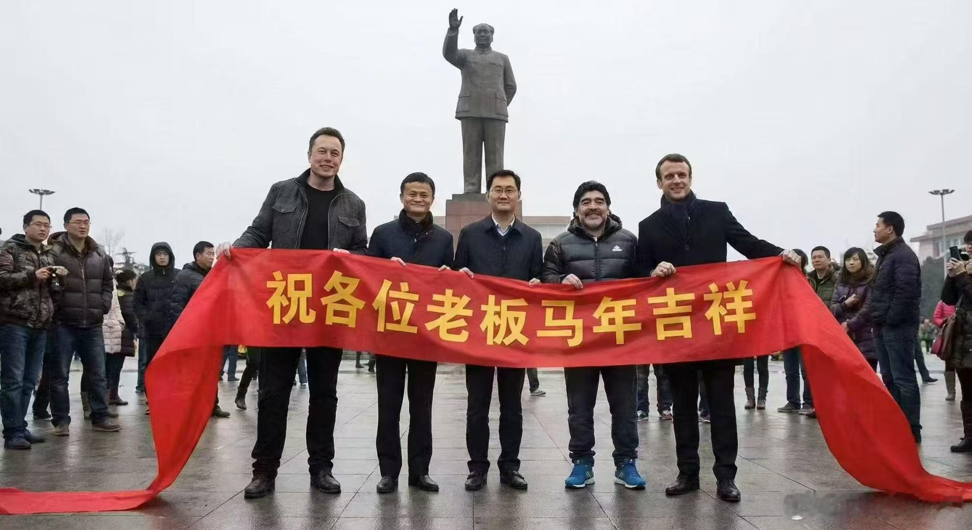 大家是不是今天开工啦！新的一年开工日，祝大家合理摸鱼，事少钱多，同事和睦，准时下