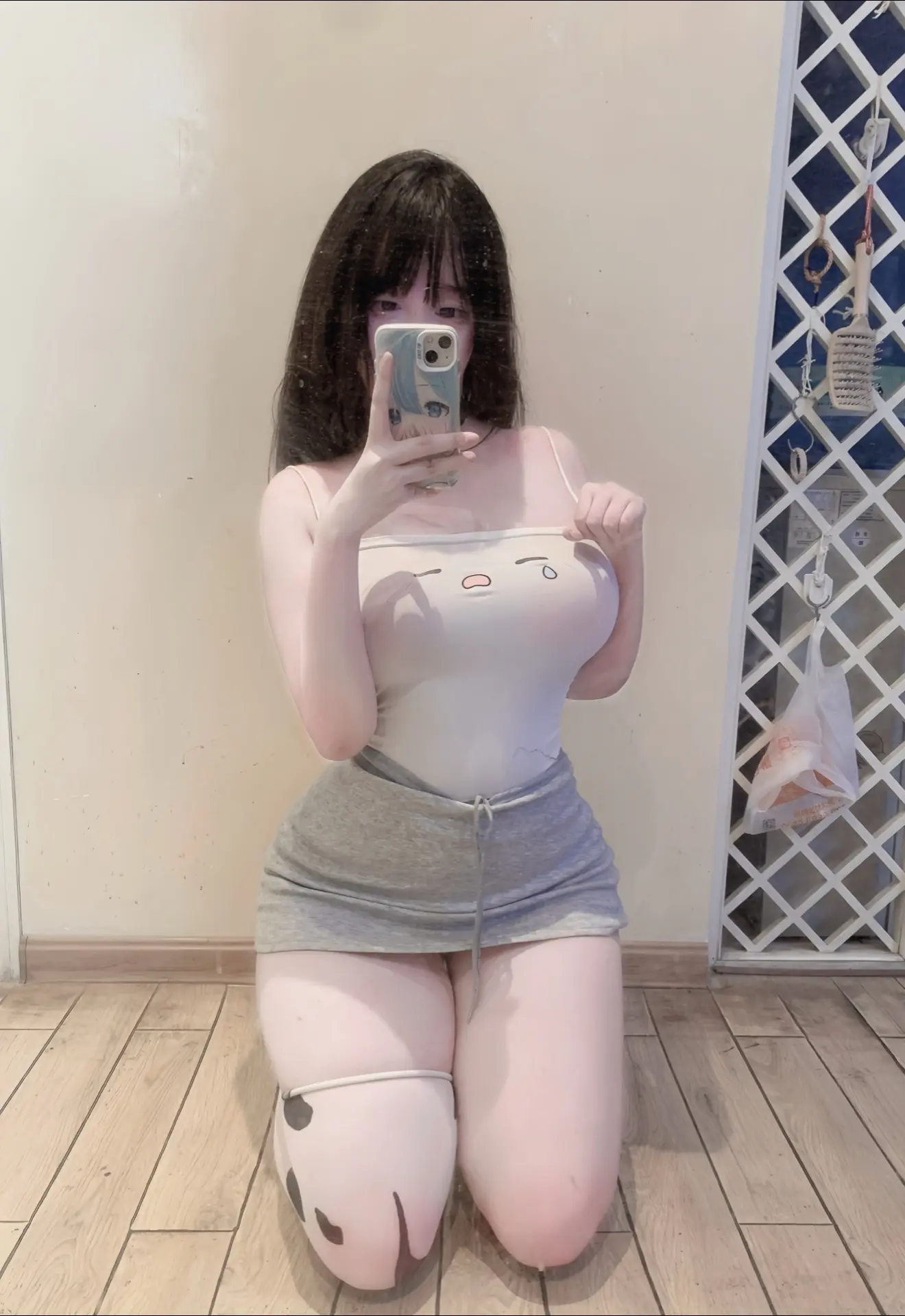 她好可爱 得想办法拿下