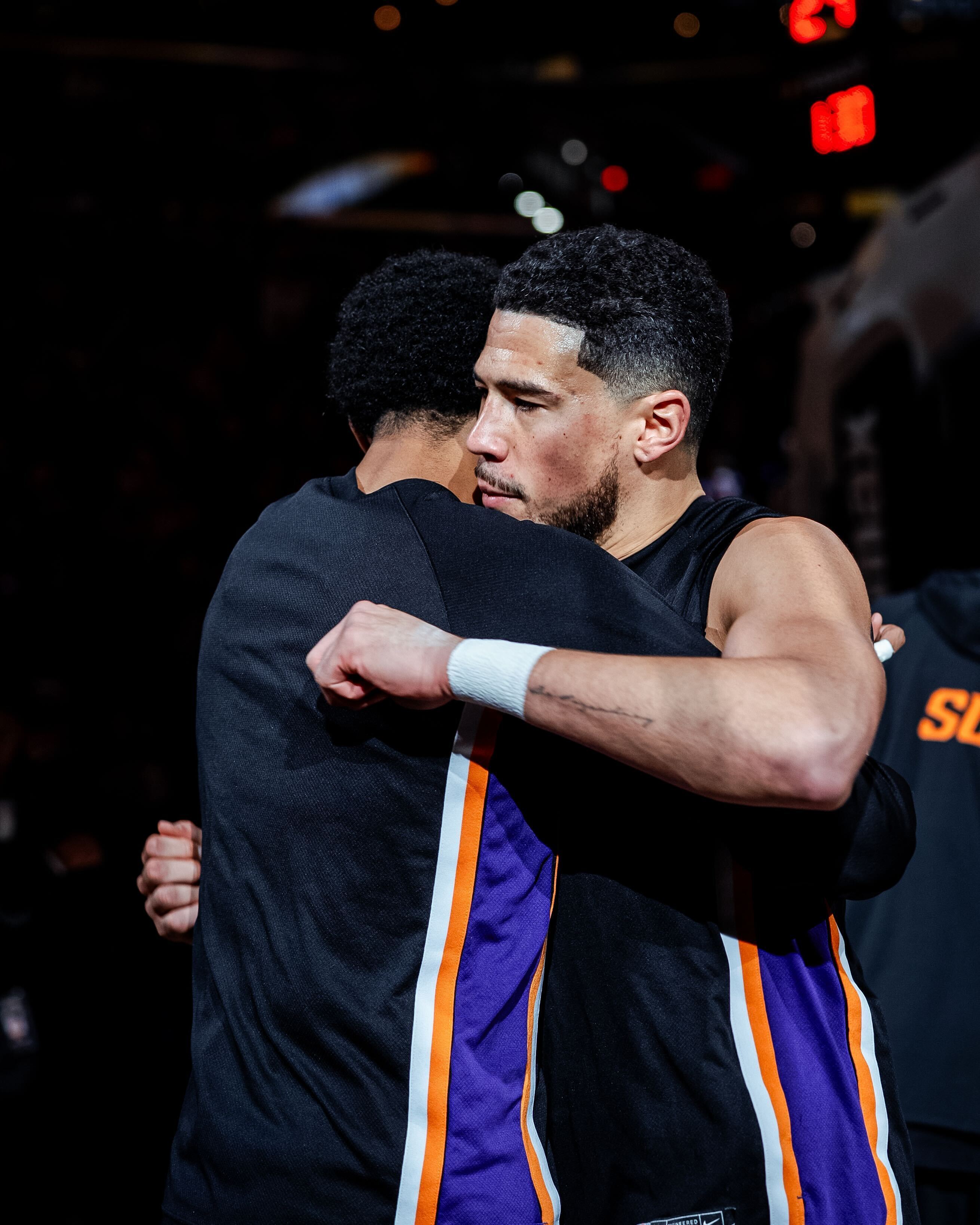 【半程回顾】带着32胜23负进入全明星周末球队暂列西部第七，比去年同期，太阳已经