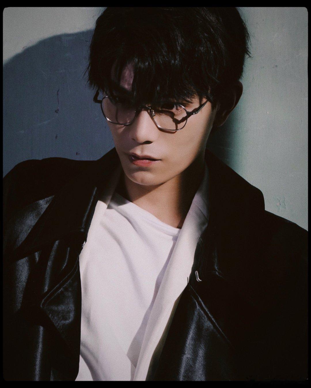 丁禹兮25岁拍的天才游戏 dyx丁禹兮天才游戏预告 微表情掌控者驾到🎯陈伦推眼