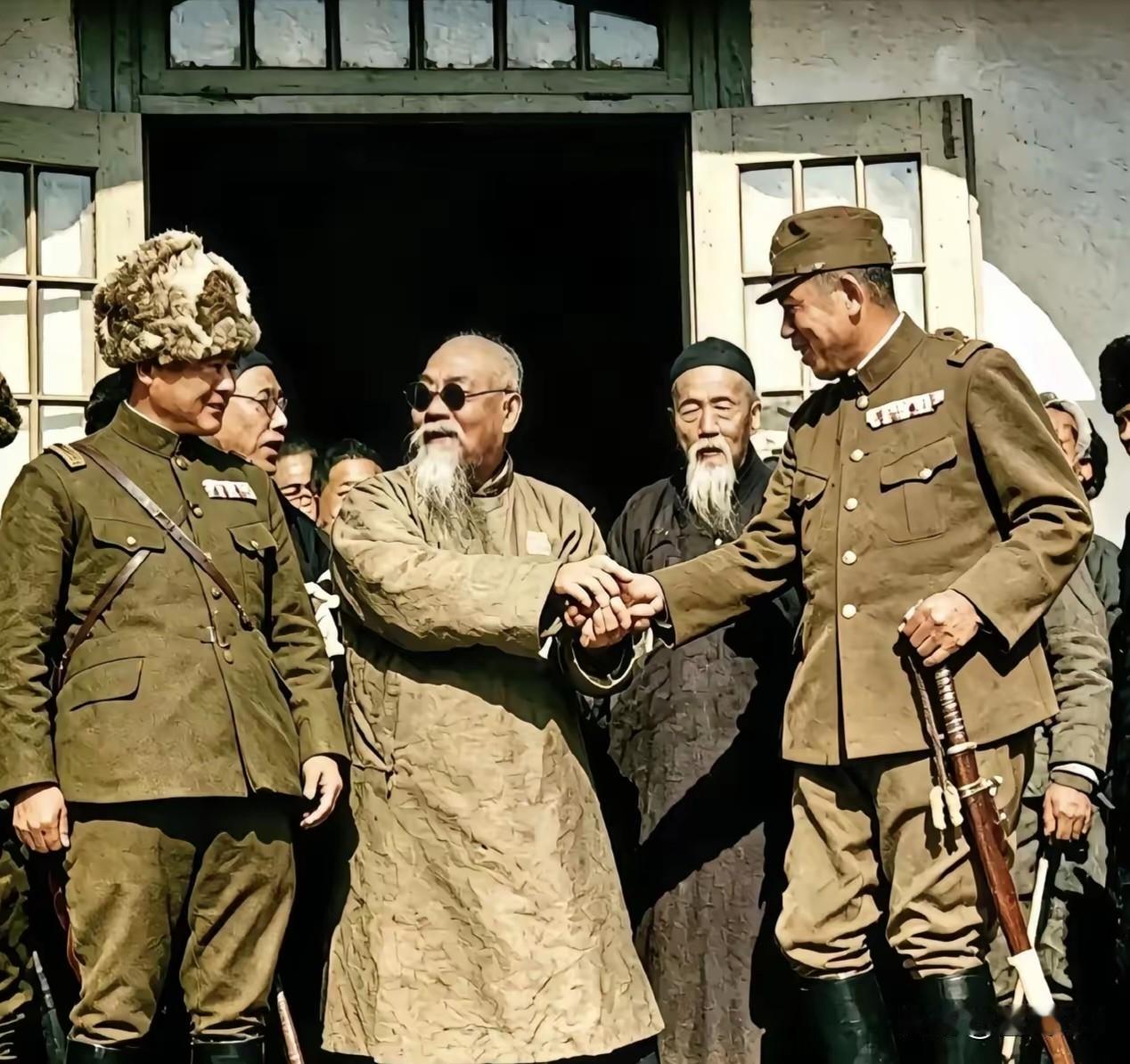 大汉奸马良，河北清苑人。他出身北洋新军，毕业于北洋武备学堂，曾担任诸多要职。但他