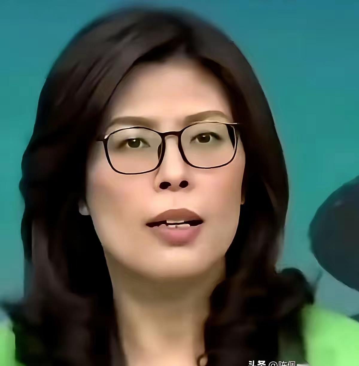 郑丽文形单影只
郑丽文当选国民党主席以来，几乎没有停止过遭受党内各派系围攻、撕咬