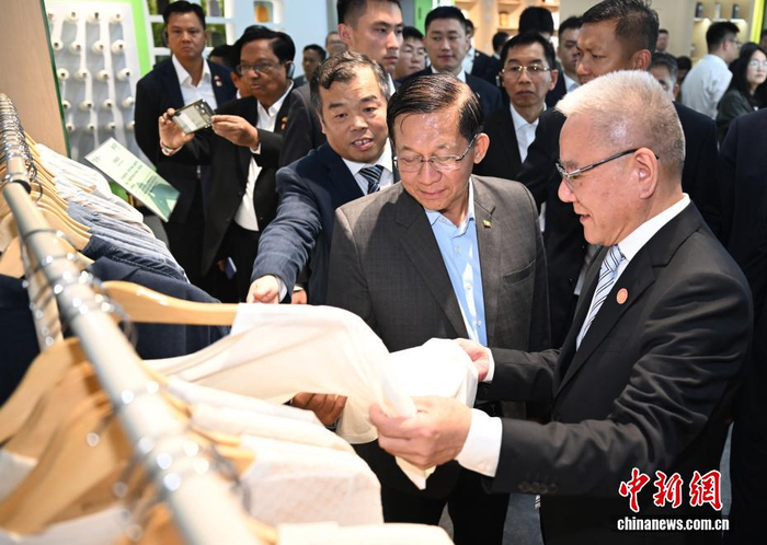 缅甸总统敏昂莱来杭，为何去看这家成立仅8个月的企业？