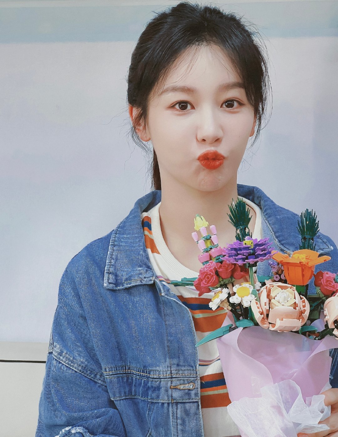 💜#杨紫何惟芳# 你是藏在云层里的月亮，也是我穷其一生寻找的宝藏​​​
