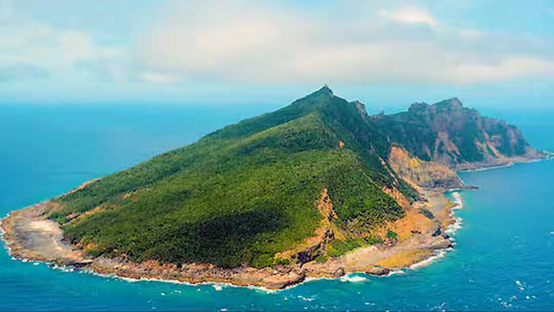 近日，日本通过了涉钓鱼岛条例，并宣称要登岛。对环境进行调查，目的无非想要对该岛进