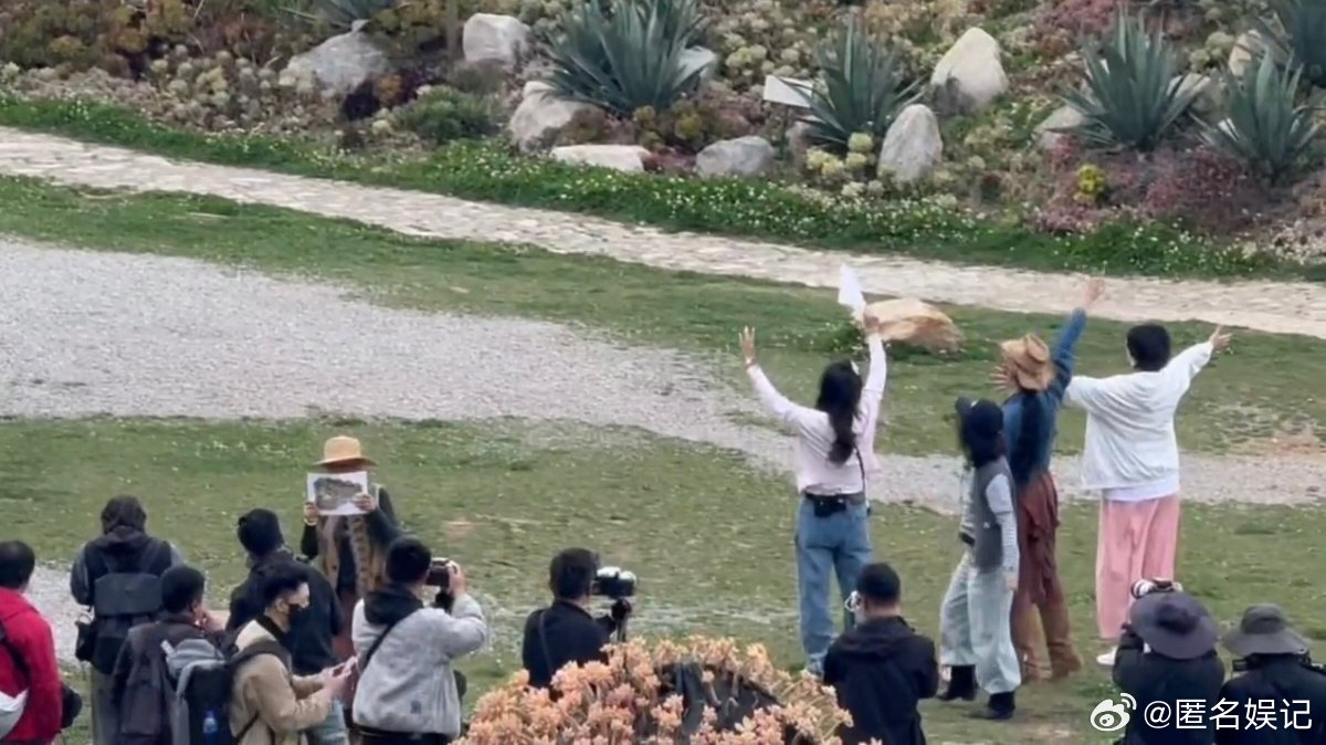 别人放风筝李静罗海琼放气球21天重养自己路透道具飞了气球人：我真的撑不住了，这两