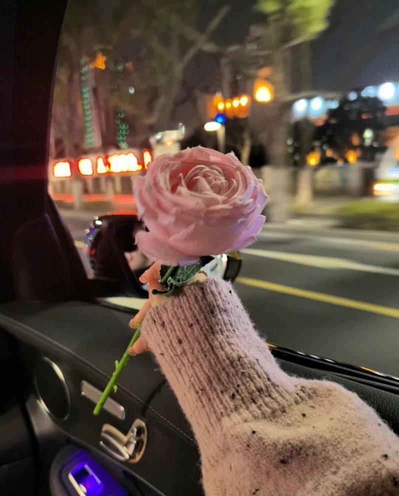 生活不会让你不开心 想多了才会 . ​​​