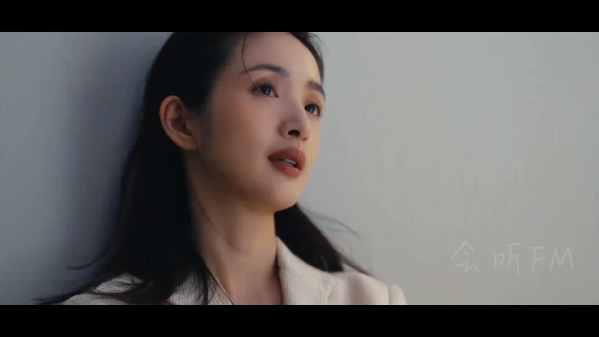 我认为异地十多年这件事，最大的看点不是难，是它逼出了一种大多数情侣根本练不出来的