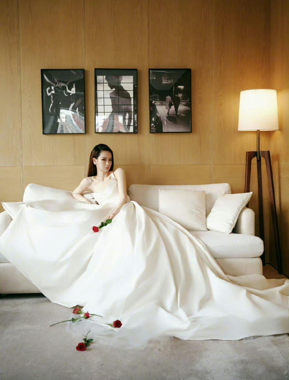 #戚薇倒V婚纱##戚薇[超话]#戚薇真的好美啊，气质也是无法言说的感觉，婚纱造型