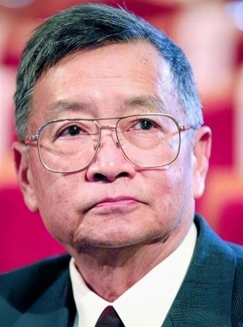 1969年，37岁的梁从诫被下放江西劳动，妻子周如枚立刻提离婚，还给儿子改名换姓