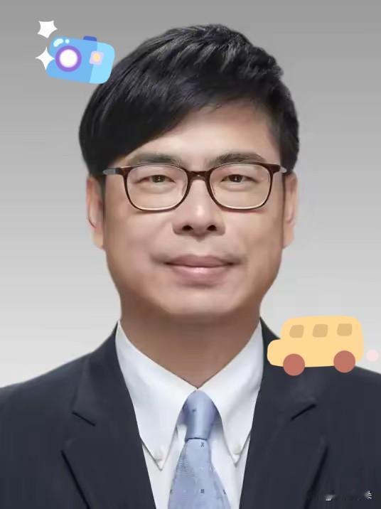 就在刚刚，
​高雄市长陈其迈发表声明，
​7月21日，针对蒋万安亲自打电话邀请陈