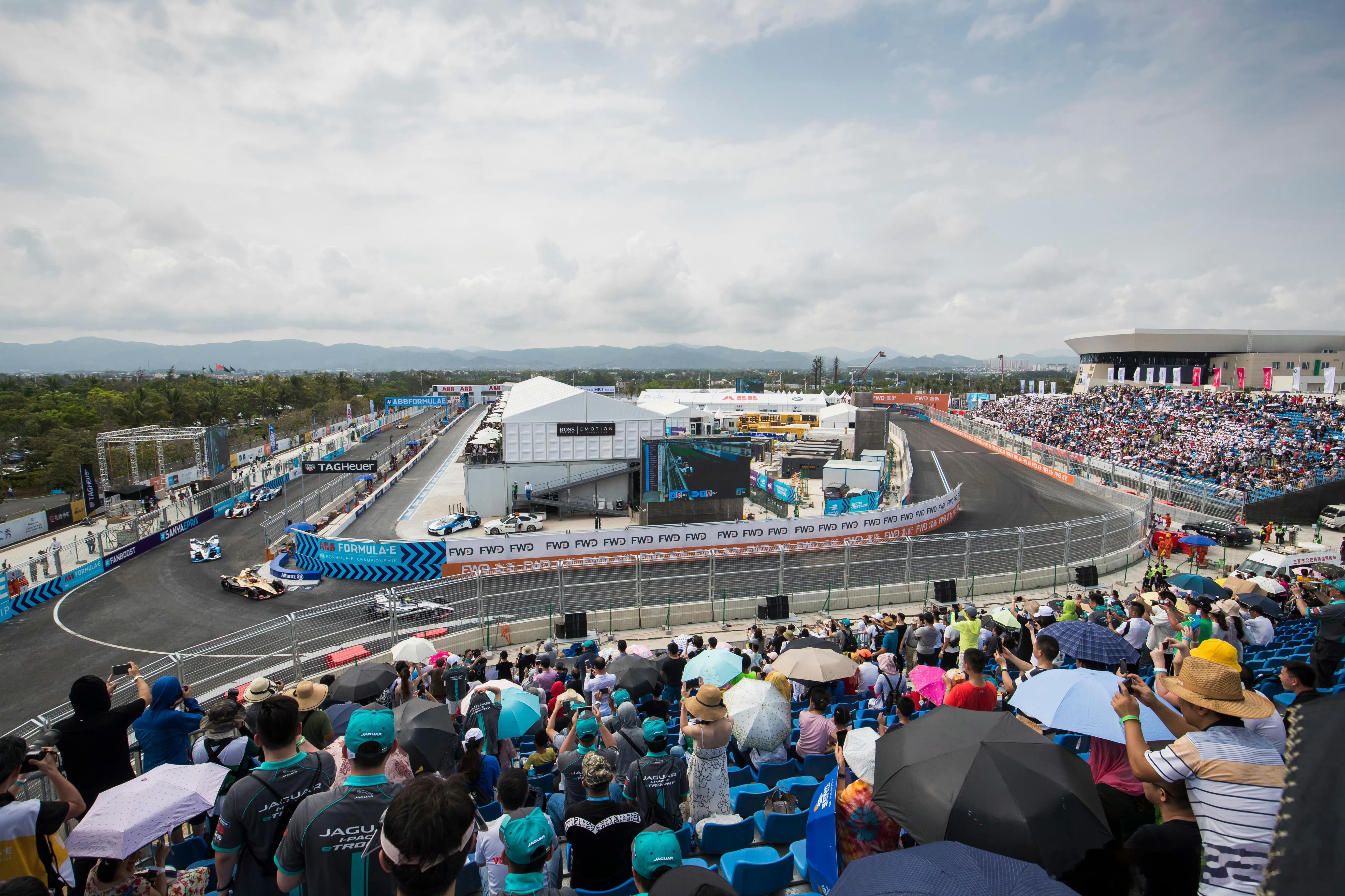 关于海南引进F1，我来简单说几句昨天，海南省国际文化交流中心已正式官宣，与鼎集汽