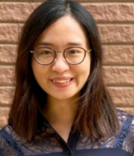 1985年，乔冠华归葬故乡盐城遭到拒绝，妻子章含之无奈之下找到一个人帮忙，此人在