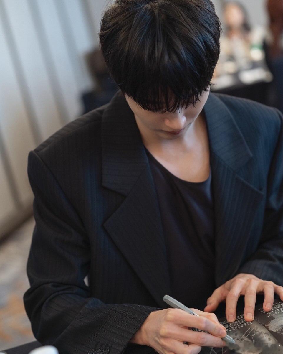 边佑锡 李安大君 傻傻分不清楚