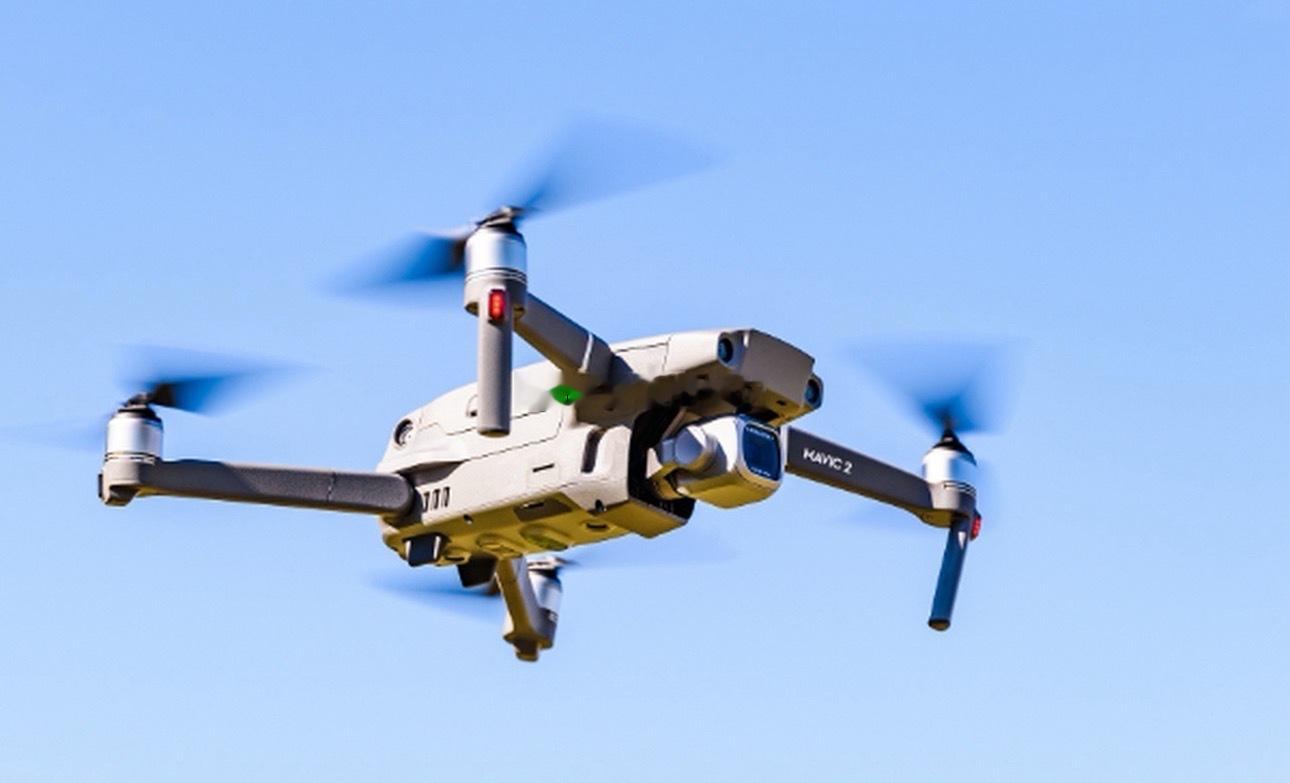 低空经济！低空经济是以1000米以下低空空域为载体，覆盖飞行器制造、空域管理、物