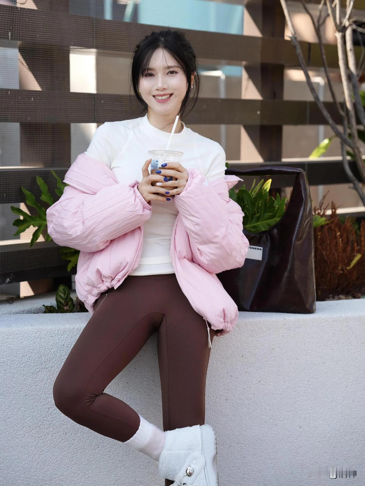 犒劳一下
辛苦运动的自己
	
冬季日打卡 冬季喝茶日 欺骗饥饿餐 运动宇宙趣玩日