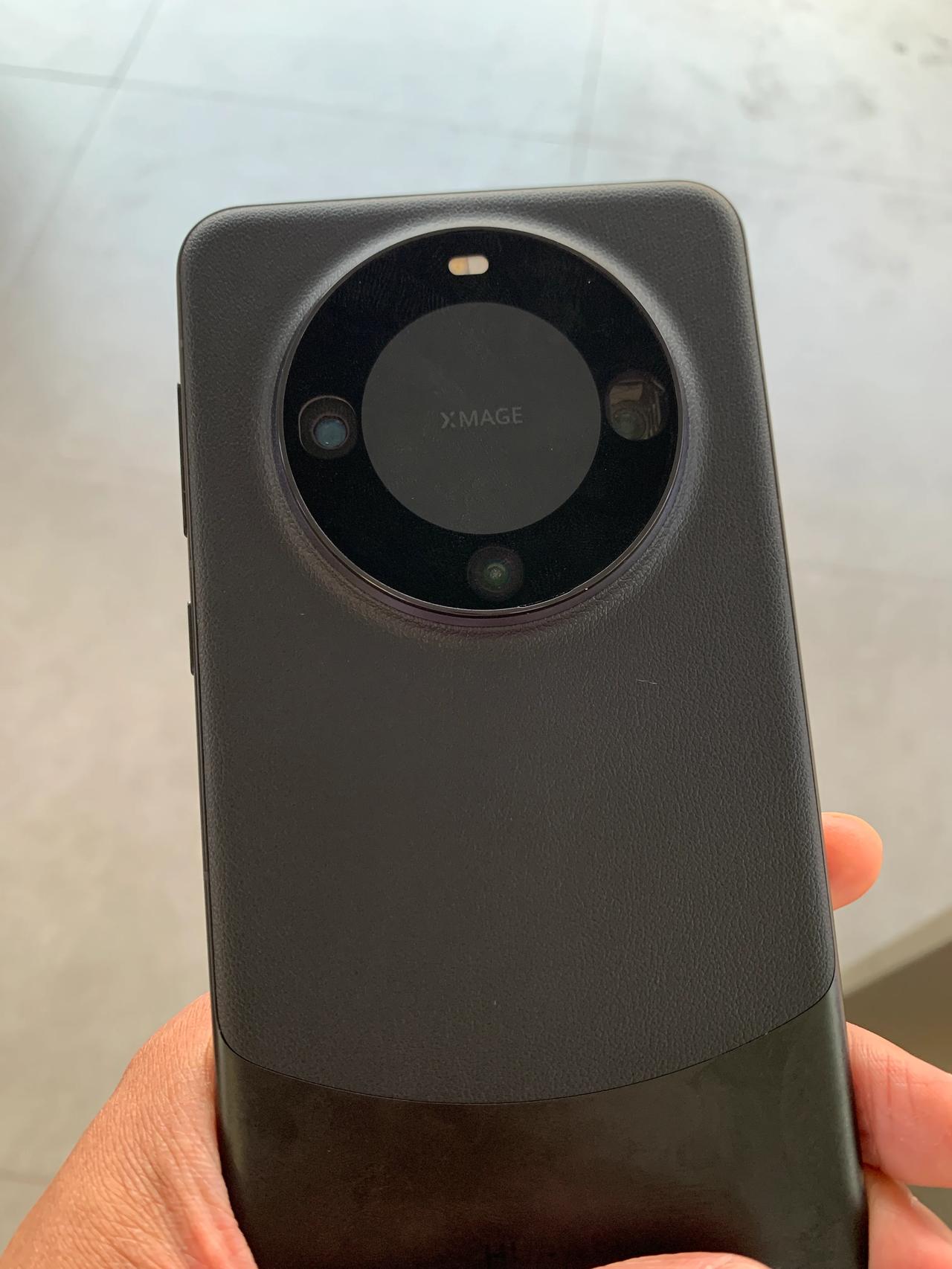 #你会放弃苹果手机购买华为手机吗?#会，希望量上去，价格下来。