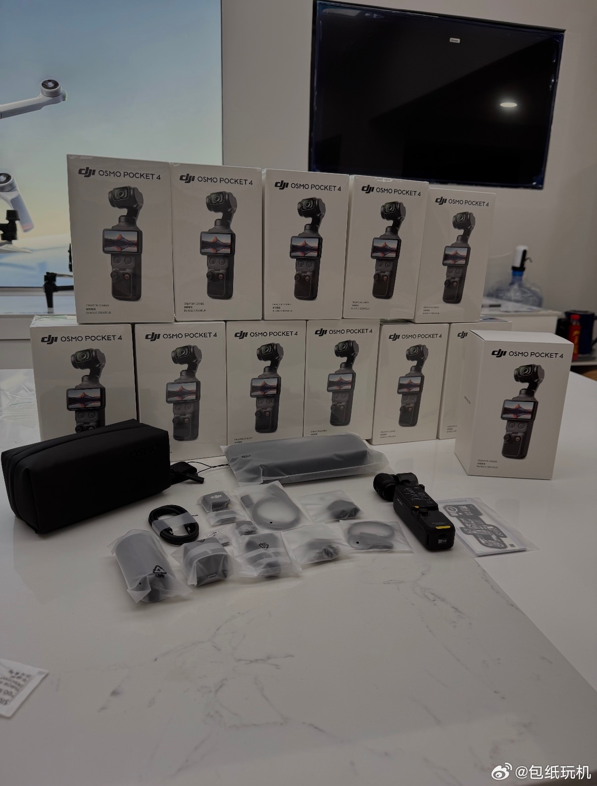 大疆Pocket 4到店了，看来离发布不远了 