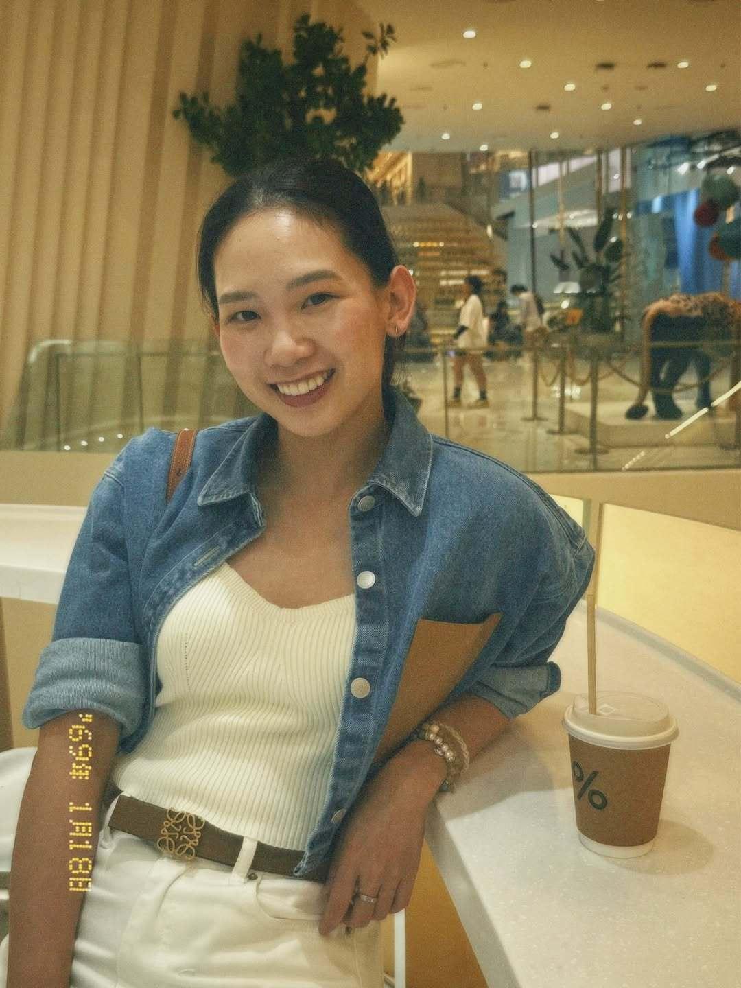 李美妙的28岁生日📷 