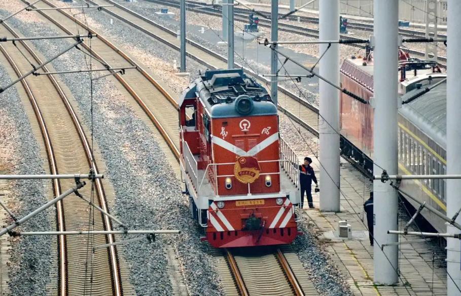 铁路为什么能测出一个国家的“组织力”？因为铁路是人类有史以来，甚至在可预见的未来