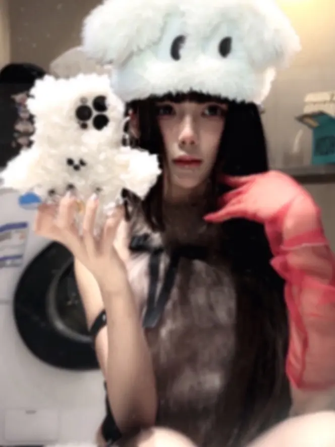 废墟里的玫瑰 该浪漫照样浪漫