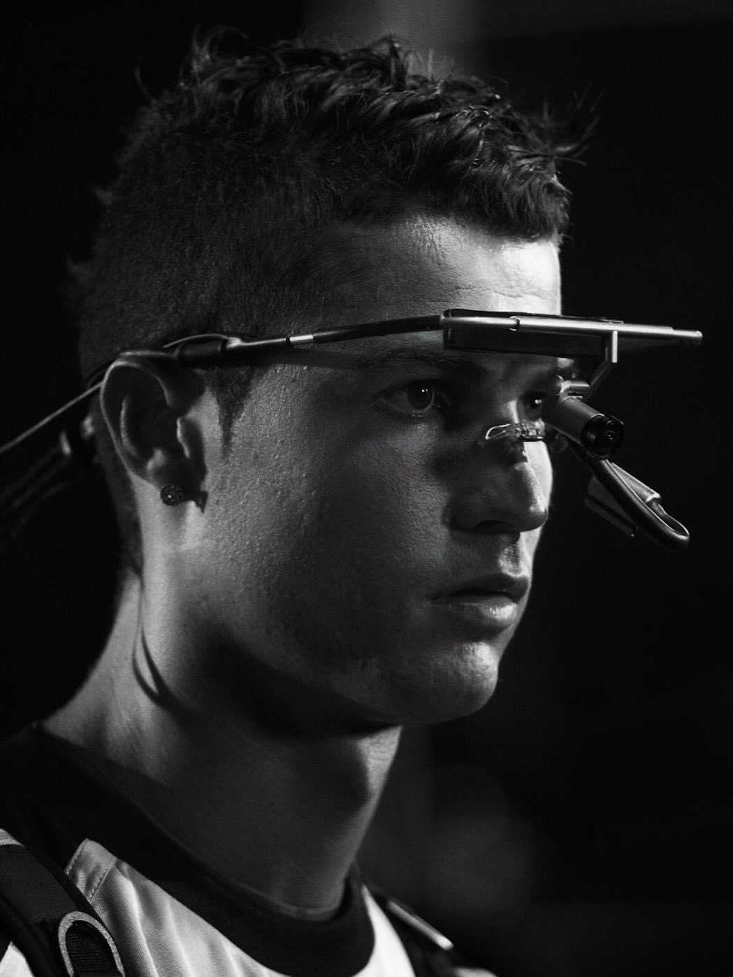 C罗c罗 Test the limit·黑白色调17p弹跳力测试 