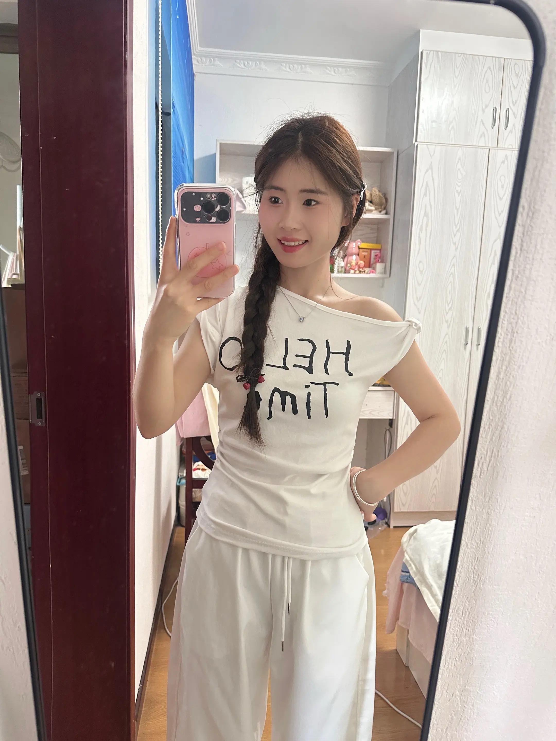02的我24，我家不要彩礼倒给几万嫁妆。家里四姊妹爸妈，三个弟弟都很好...
