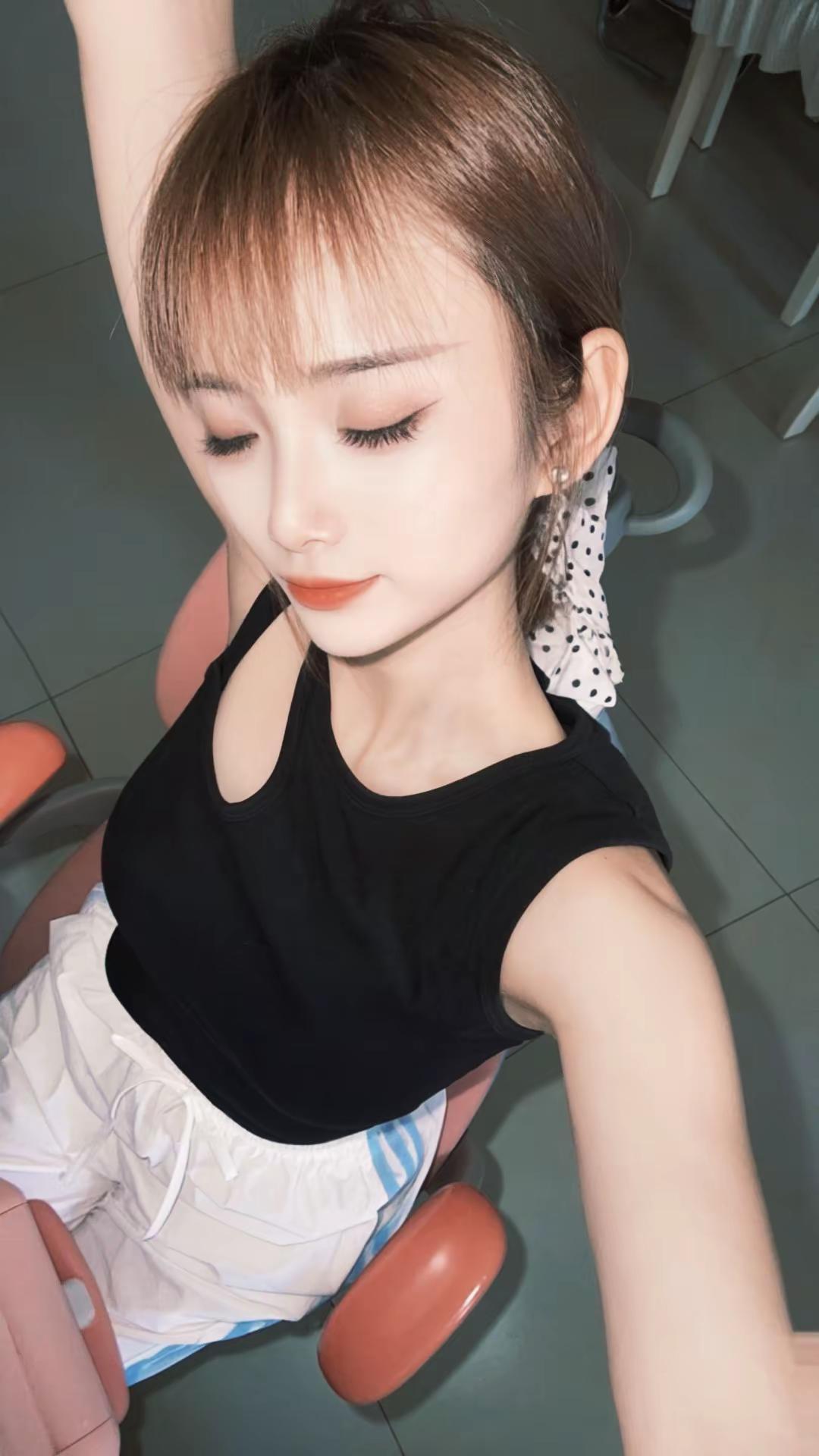 放过羊，喂过猪，爱情路上总是输，你一句真心麻到我中枢。赶过鸭，养过蛙，谈爱次次都
