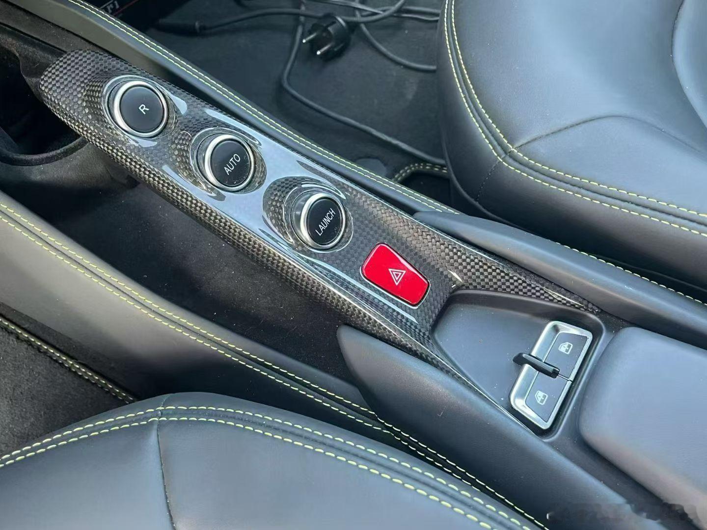 F8 Tributo 黄黑，高定版配色与配置 