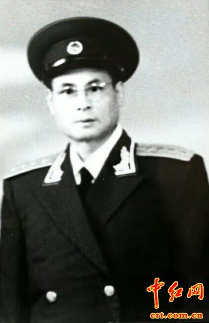 开国上校刘竹溪回忆  许世友与三旅禁烟趣事
 
山东纵队完成第四期整军之后，孙正