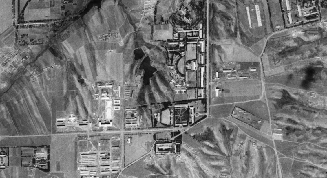 长春1968年的卫星图，卫星广场附近 