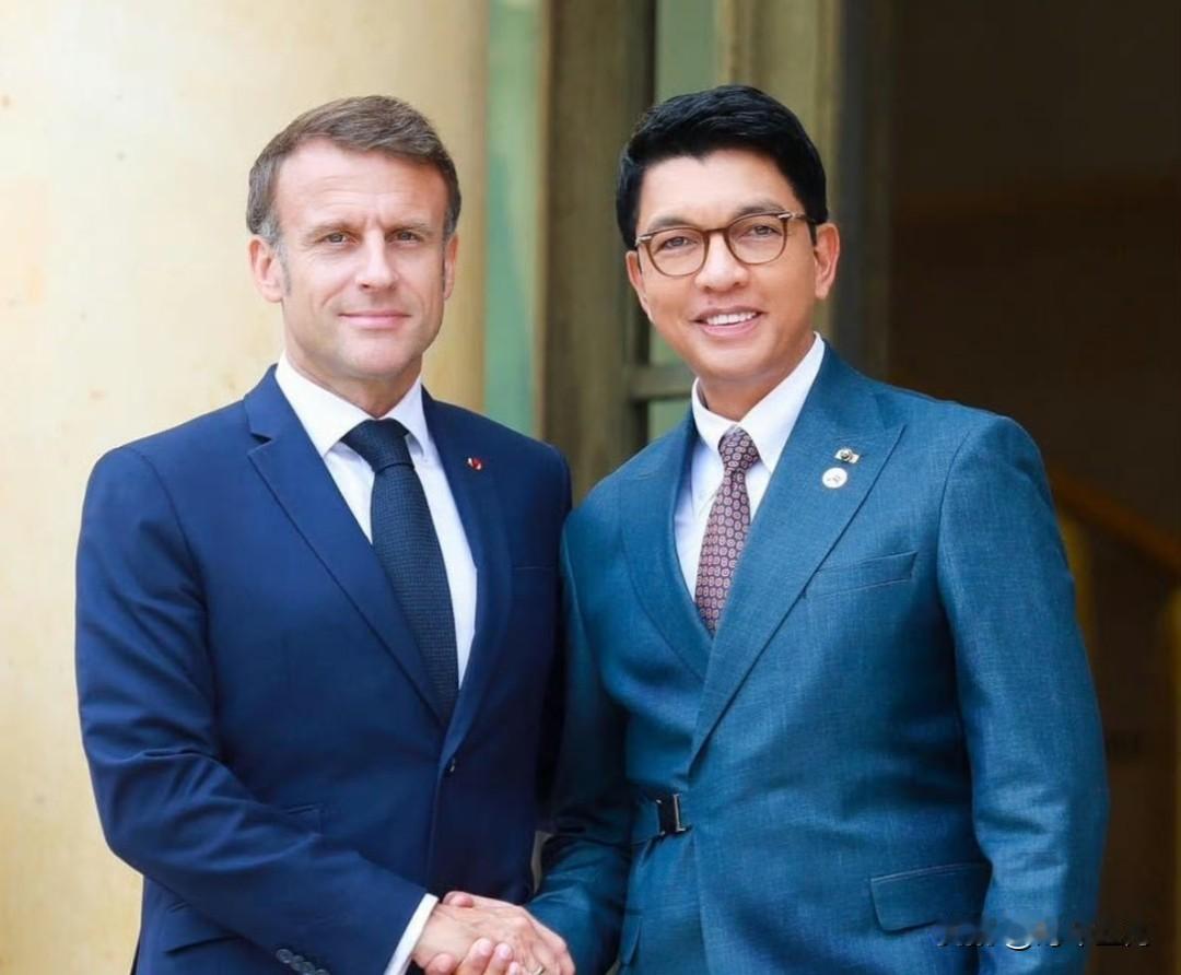 马达加斯加危机：总统安德里·拉乔埃利纳由法国军机护送撤离

据法国媒体确认，马达