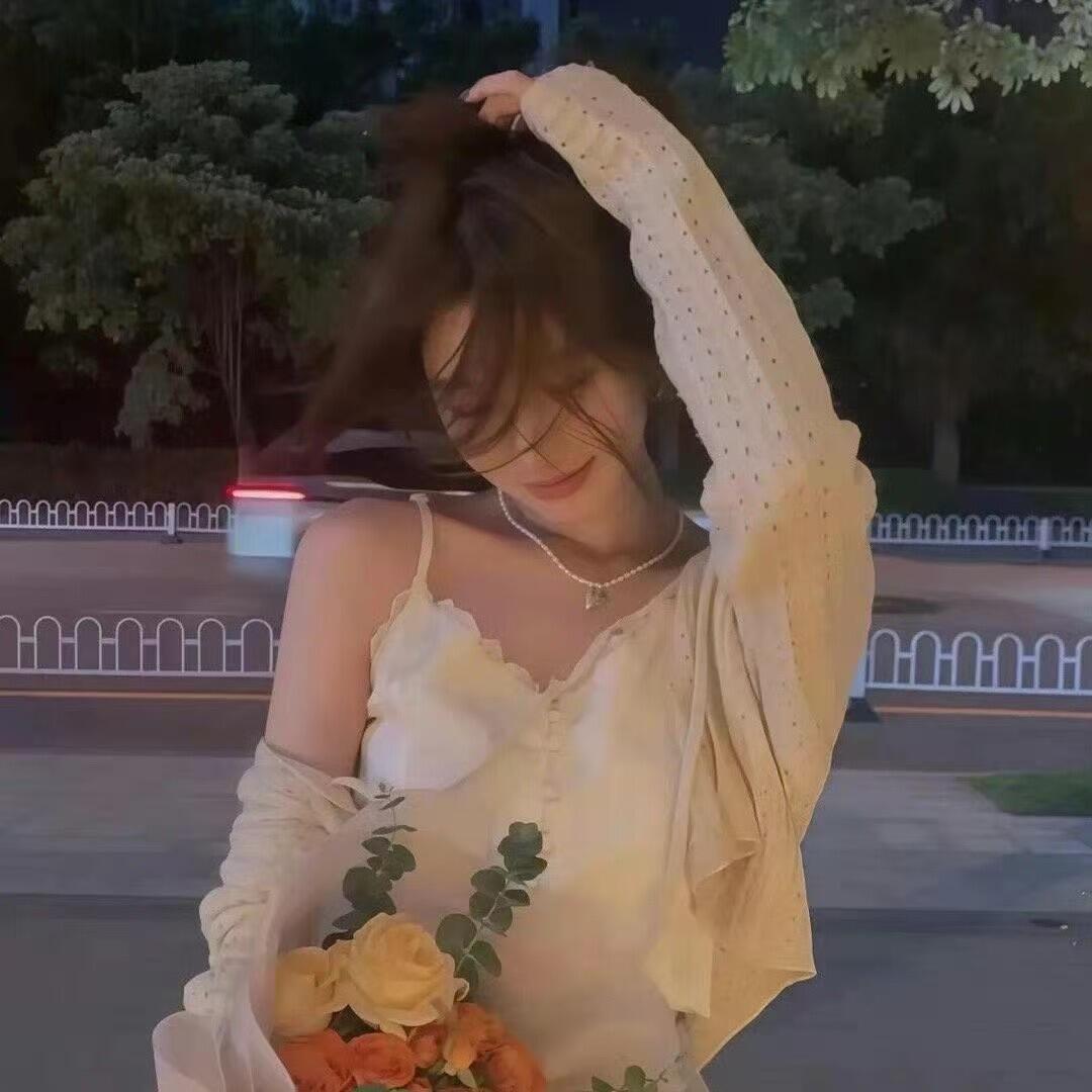 𝙒𝙚𝘾𝙝𝙖𝙩女头｜优质女头｜氛围感头像无水印❤️ ​​​