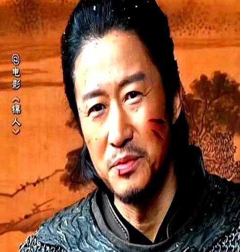 吴京这次输惨了，春节档上映4天，票房居然连两头熊都没打过。
 
影院经理们根本不