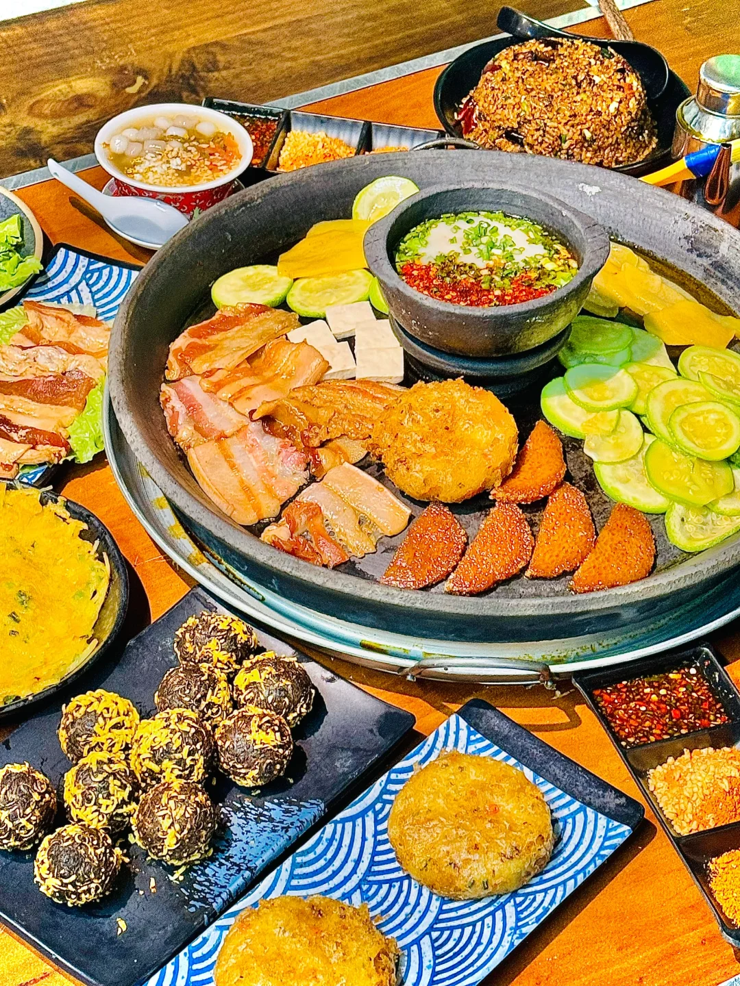 贵阳下高铁的第一顿。。。。直接冲这里了。。。