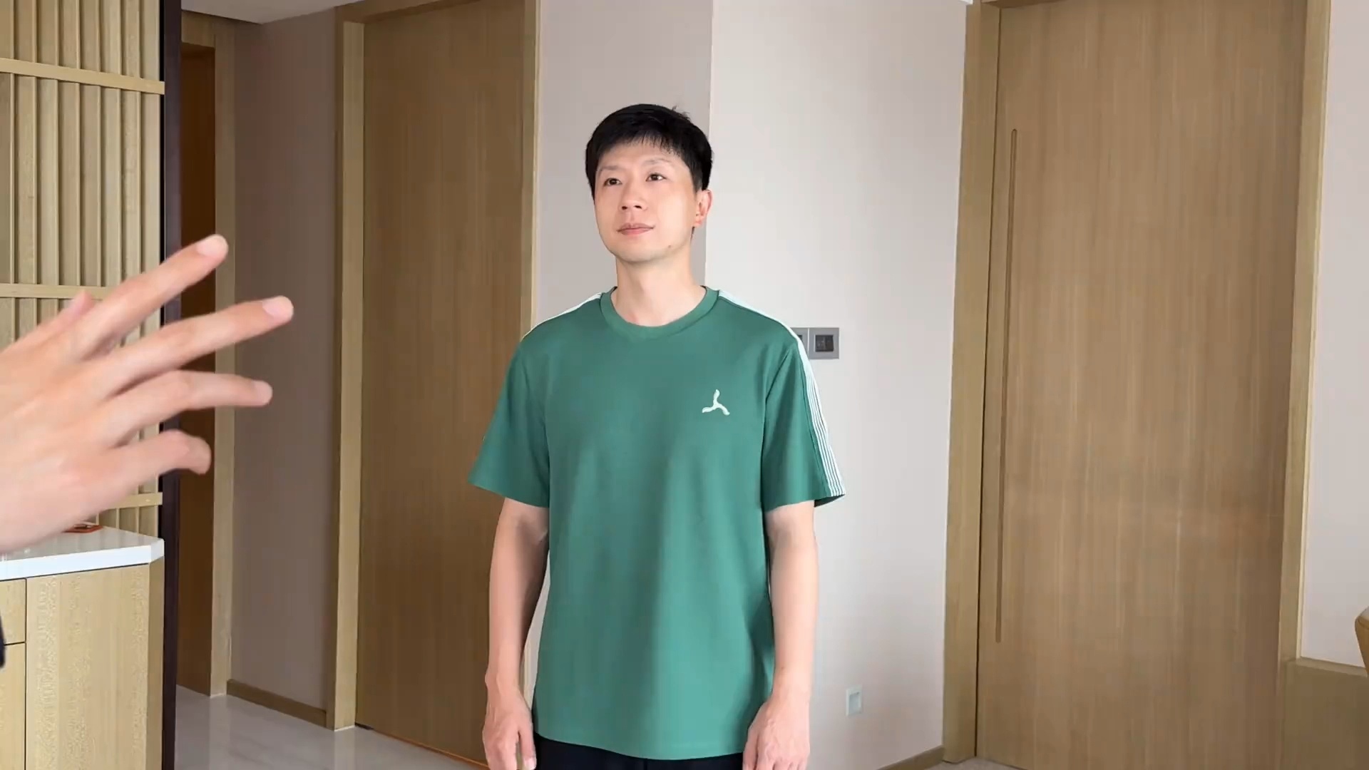 马龙终于发🥔了！马龙工作室下次拍个斯皮尔伯格镜头转场中不！这个懵懵嘟