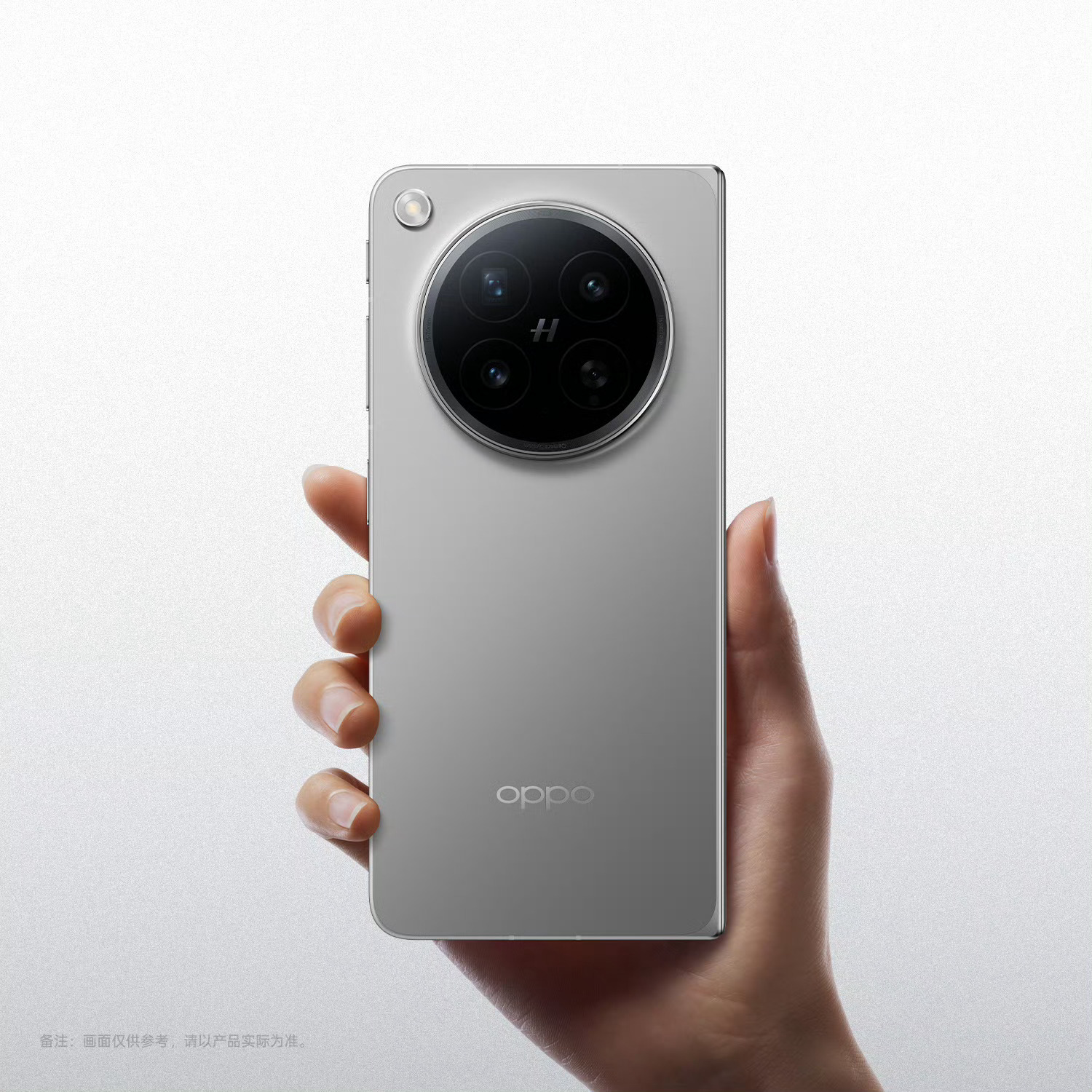 OPPO Find N6 这个原钛色看起来好有质感，有点回归N3那感觉了。去年的