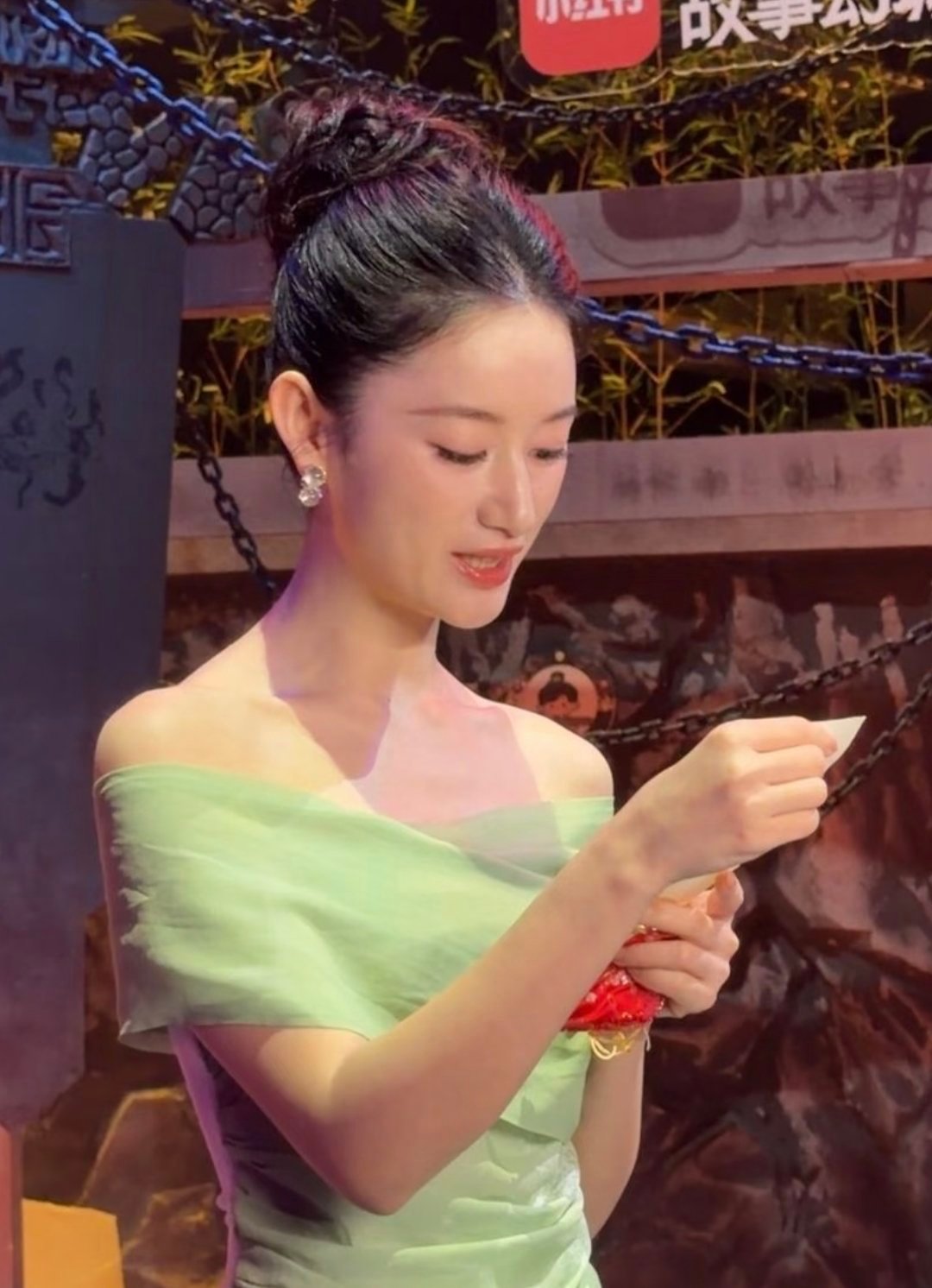 郭晓婷复刻花楹台词梦回仙剑了郭晓婷今天梦回花楹了郭晓婷复刻花楹台词，瞬间梦回《仙