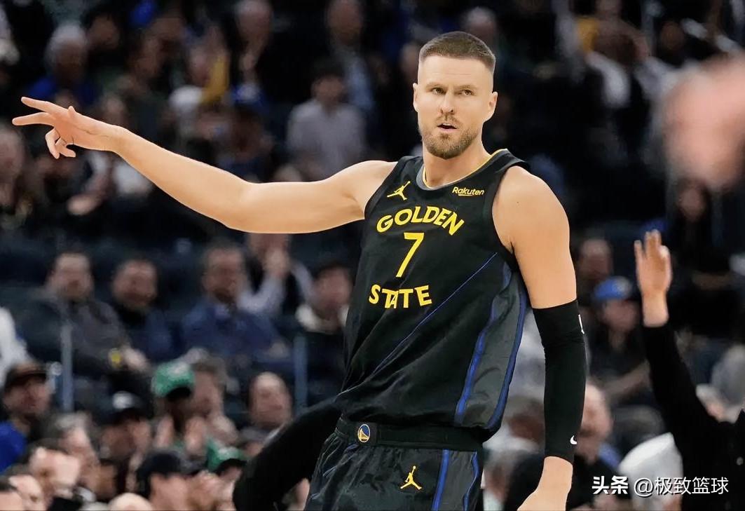 勇士有救了，新援波尔津吉斯又能打球了！

勇士今日对公牛的比赛前，据勇士随队记者