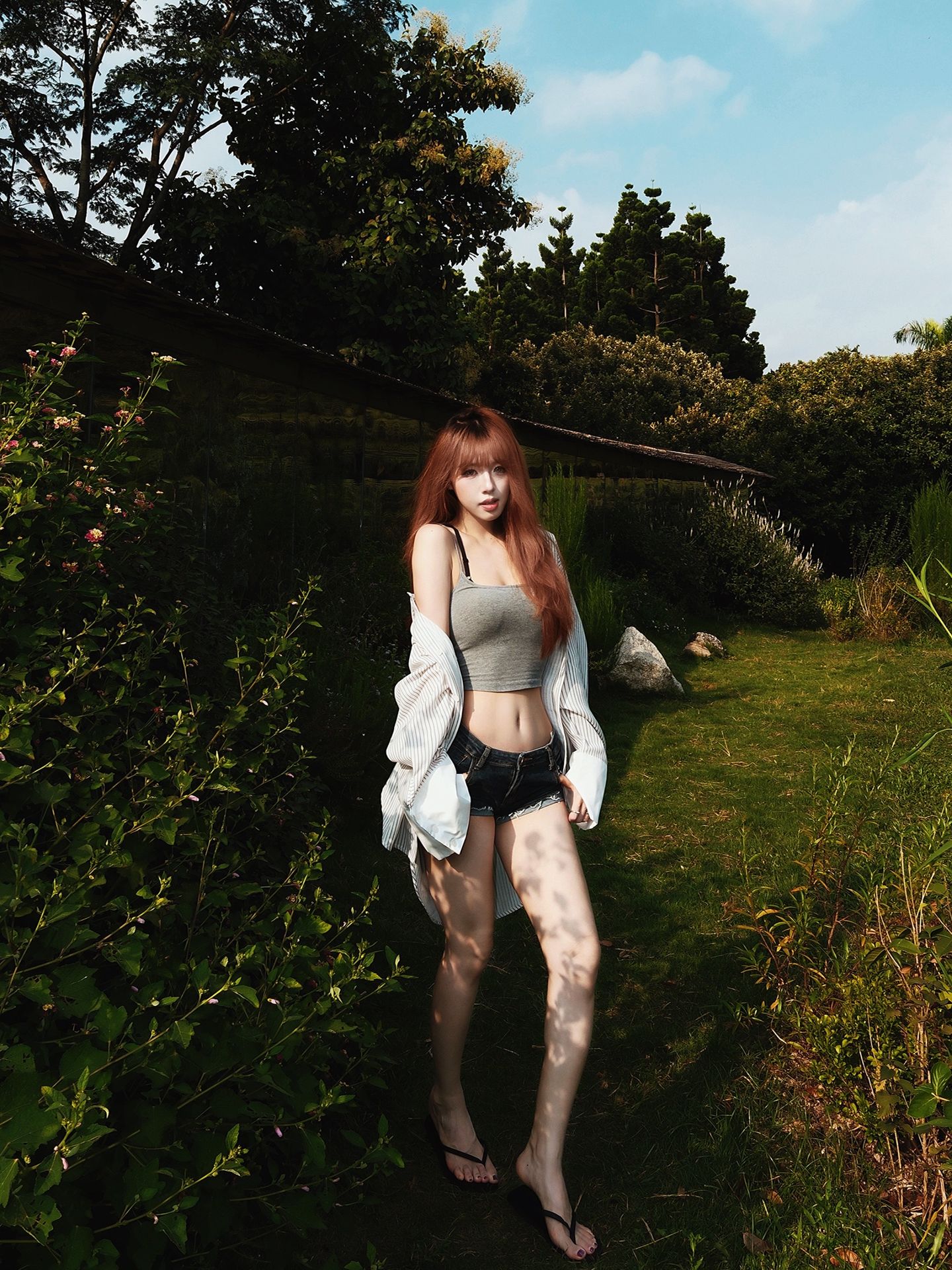松弛感氛围感穿搭 ootd穿搭拍照 夏日森系松弛感穿搭 自由感拍照